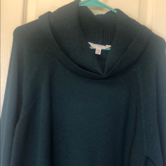 Long Sleeve Cowl Neck Sweater - Picture 5 of 5